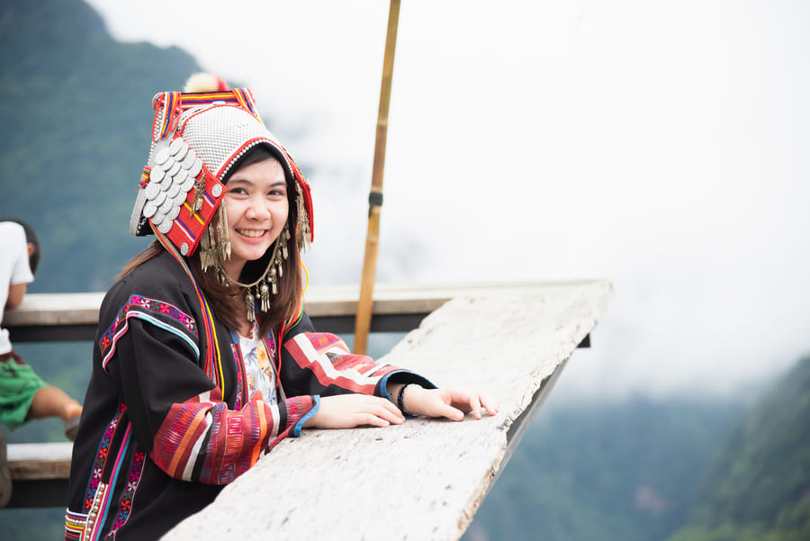 mujer asiatica en yunnan